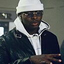 Santiago, 24 года