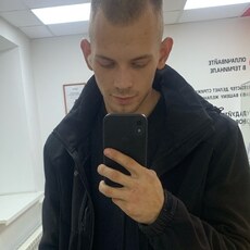 Фотография мужчины Valera, 21 год из г. Нижний Тагил