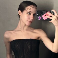 Велена, 20 из г. Москва.