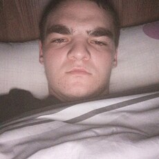 Фотография мужчины Денис, 18 лет из г. Омск