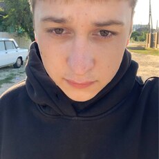 Фотография мужчины Сеня, 19 лет из г. Волгоград