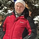 Михаил, 33 года