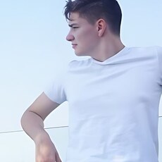 Фотография мужчины Максим, 21 год из г. Гродно