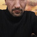 Узеїр, 34 года