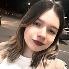 Фотография девушки Ксения, 19 лет из г. Курган
