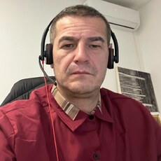 Фотография мужчины Cristian, 44 года из г. București