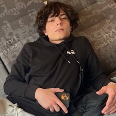 Фотография мужчины Максим, 18 лет из г. Ростов-на-Дону