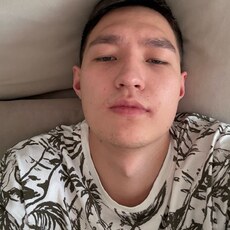 Фотография мужчины Илья, 23 года из г. Екатеринбург