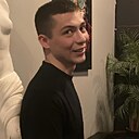 Майкл, 24 года