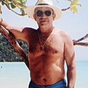 Макс, 42 года