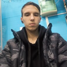 Фотография мужчины Артем, 19 лет из г. Саратов