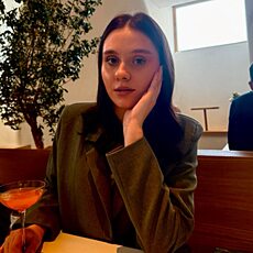 Фотография девушки Соня, 19 лет из г. Санкт-Петербург