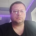 Илья, 32 года