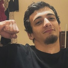 Фотография мужчины Эдуард, 22 года из г. Михайловск (Ставропольский Край)