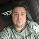 Максим, 33 года