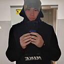 Слава, 32 года