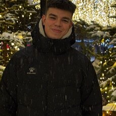 Фотография мужчины Кирилл, 19 лет из г. Норильск