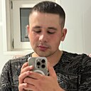 Макс, 22 года