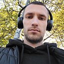 Nik Olai, 33 года