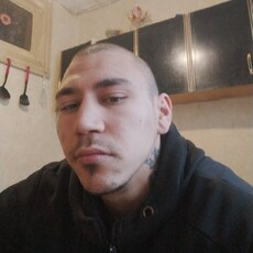 Фотография мужчины Виктор, 21 год из г. Нерюнгри