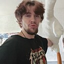 Виктор, 21 год