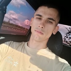 Фотография мужчины Денис, 25 лет из г. Саратов