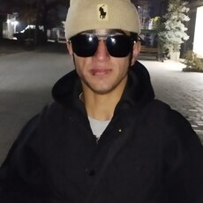 Фотография мужчины Амир, 18 лет из г. Ош