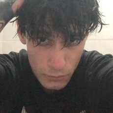 Фотография мужчины Александр, 20 лет из г. Ханты-Мансийск