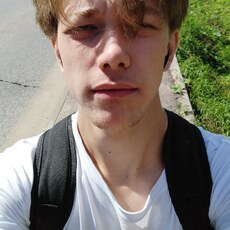 Фотография мужчины Максим, 19 лет из г. Киров