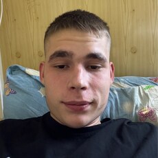 Фотография мужчины Кирилл, 19 лет из г. Тюмень
