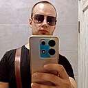 Юрий, 32 года