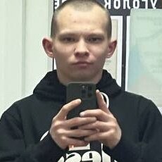 Фотография мужчины Егор, 18 лет из г. Киров