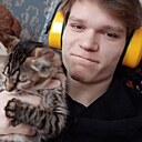 Максим, 22 года