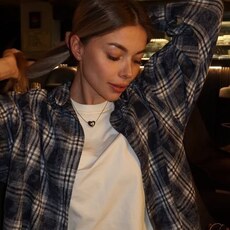 Фотография девушки Алёна, 24 года из г. Санкт-Петербург