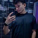 Yassine, 22 года