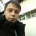 Макс, 24 года