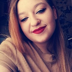 Фотография девушки Арина, 19 лет из г. Воронеж