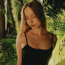 Фотография девушки Лия, 18 лет из г. Тверь