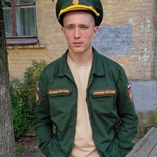 Фотография мужчины Денис, 20 лет из г. Калининск