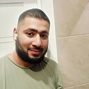 Комрон, 35 лет