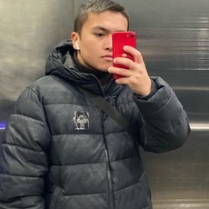 Фотография мужчины Руслан, 22 года из г. Санкт-Петербург