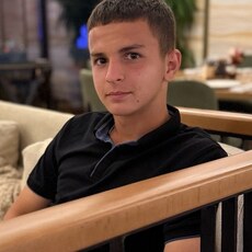 Фотография мужчины Артём, 19 лет из г. Краснодар
