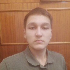 Фотография мужчины Кирилл, 19 лет из г. Сургут
