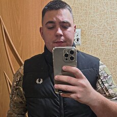 Фотография мужчины Илья, 22 года из г. Великие Луки