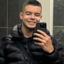 Максим, 21 год