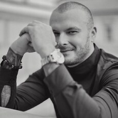 Roma, 40 из г. Санкт-Петербург.