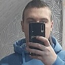 Макс, 24 года