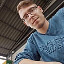 Денис, 24 года