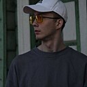 Максим, 22 года