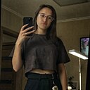 Карина, 23 года